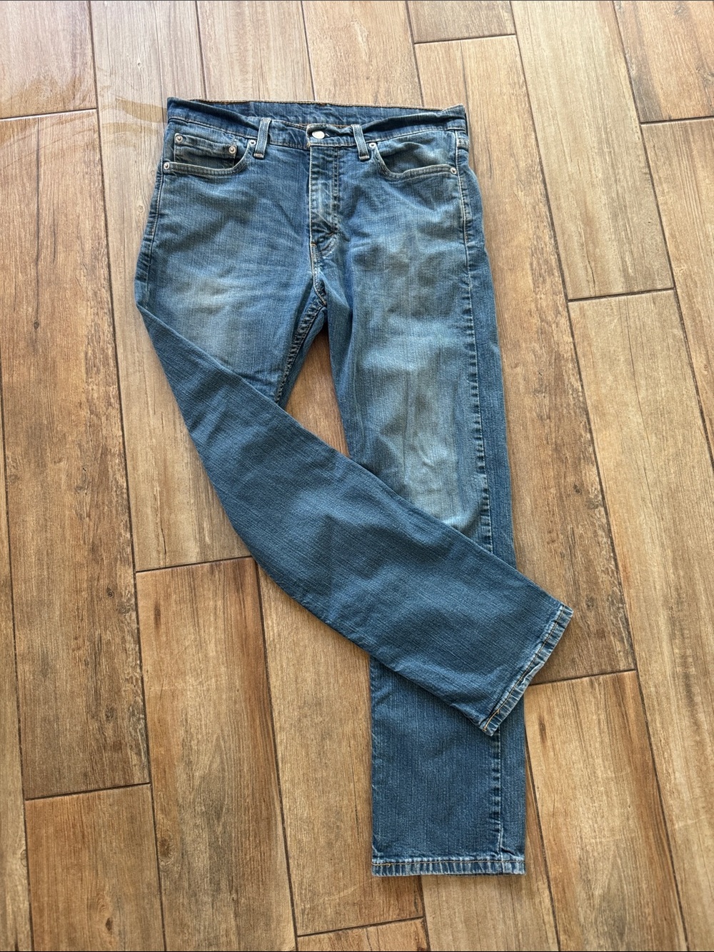 Levi's Vintage Wash Straight Leg Jeans - Faded Blue